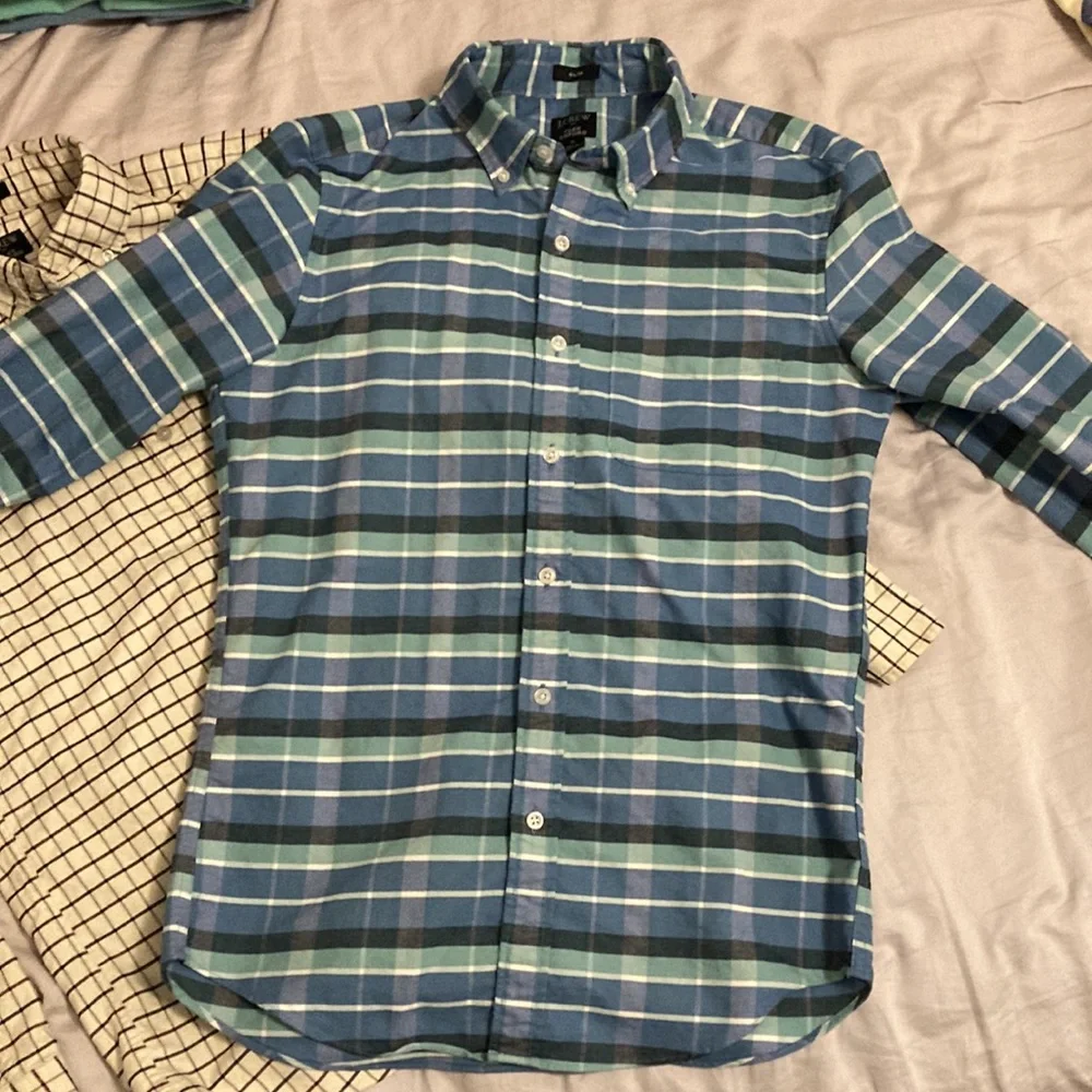 2 J.Crew Flex Oxfords